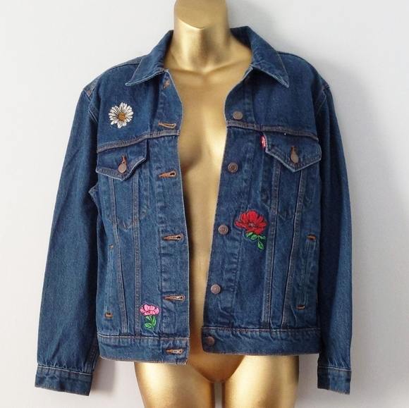Levi's Jackets & Blazers - Levi's ex boyfriend tucker embroidered jean jacket
